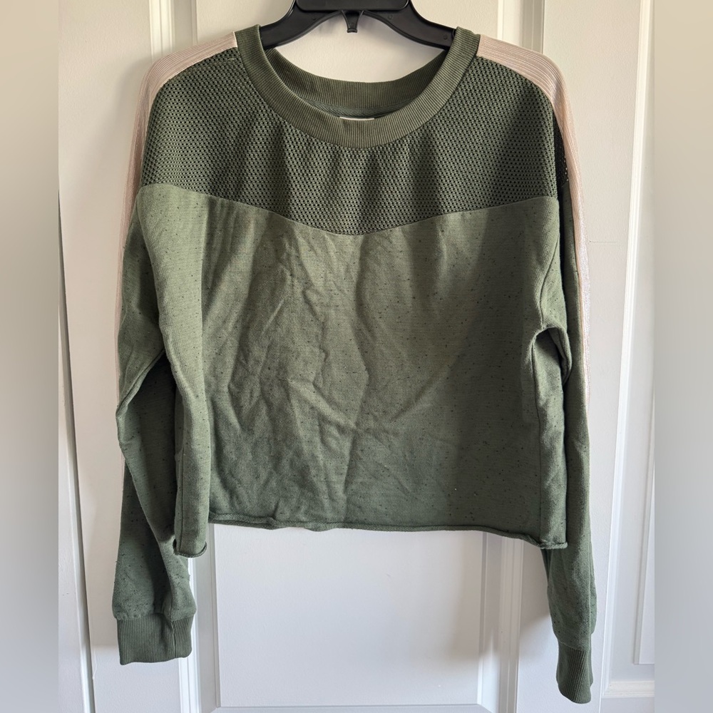 Daytrip Olive Knit Crewneck Cropped Lightweight Sweatshirt